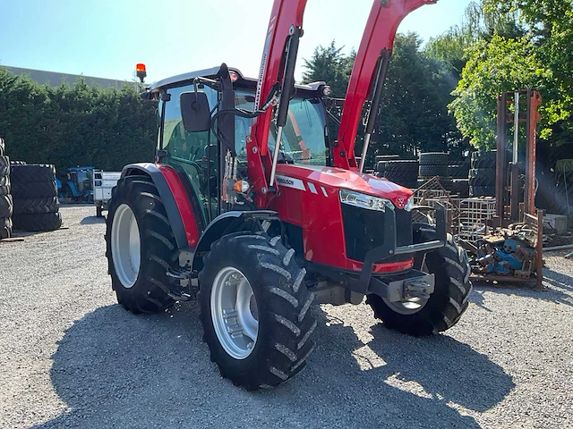 2016 massey ferguson 4709 vierwielaangedreven landbouwtractoren - afbeelding 28 van  29