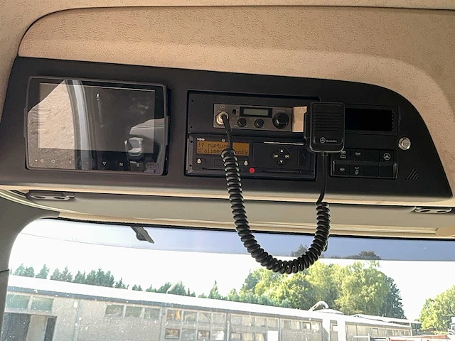 2016 mercedes actros 1842 vrachtwagen - afbeelding 13 van  52