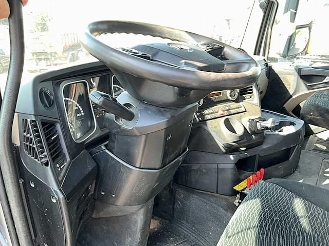 2016 mercedes actros 1842 vrachtwagen - afbeelding 19 van  52