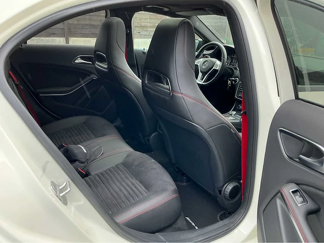 2016 mercedes-benz a45 amg 4matic - afbeelding 37 van  74
