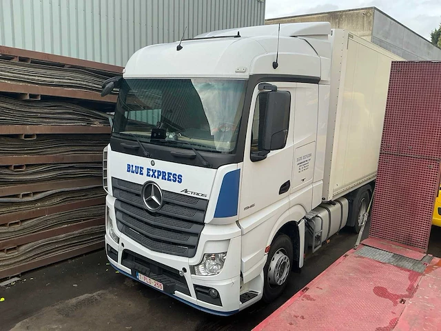 2016 mercedes-benz actros 1945 vrachtwagen trekker - afbeelding 1 van  23