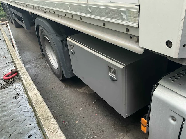 2016 mercedes-benz actros 1945 vrachtwagen trekker - afbeelding 15 van  23