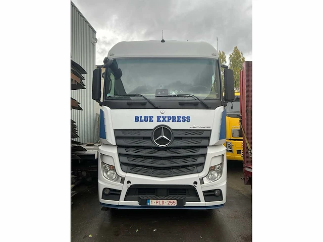 2016 mercedes-benz actros 1945 vrachtwagen trekker - afbeelding 12 van  23