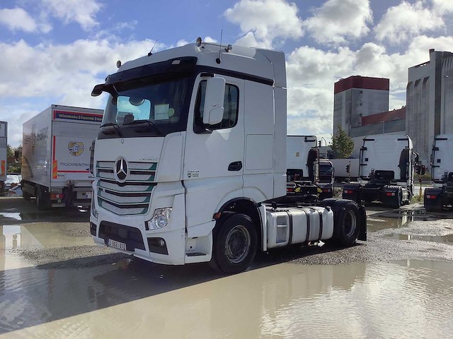 2016 mercedes-benz actros 963-4-a vrachtwagen trekker - afbeelding 1 van  17