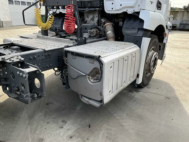 2016 mercedes-benz antos vrachtwagen - afbeelding 16 van  37