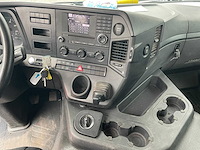 2016 mercedes-benz arocs vrachtwagen met kraanarm - afbeelding 8 van  25