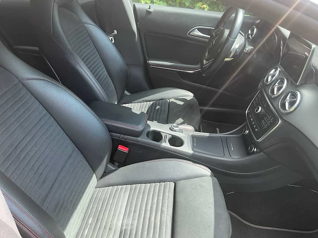 2016 mercedes-benz cla 20 245 g stationwagen - afbeelding 32 van  61