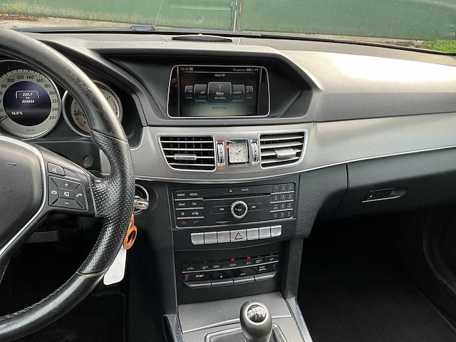 2016 mercedes-benz e200 bluetec personenauto - afbeelding 11 van  40
