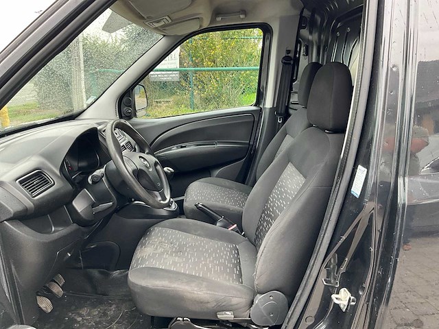 2016 opel combo-d-van lichte vracht - afbeelding 21 van  39