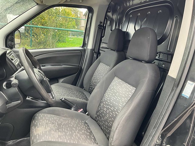 2016 opel combo-d-van lichte vracht - afbeelding 22 van  39