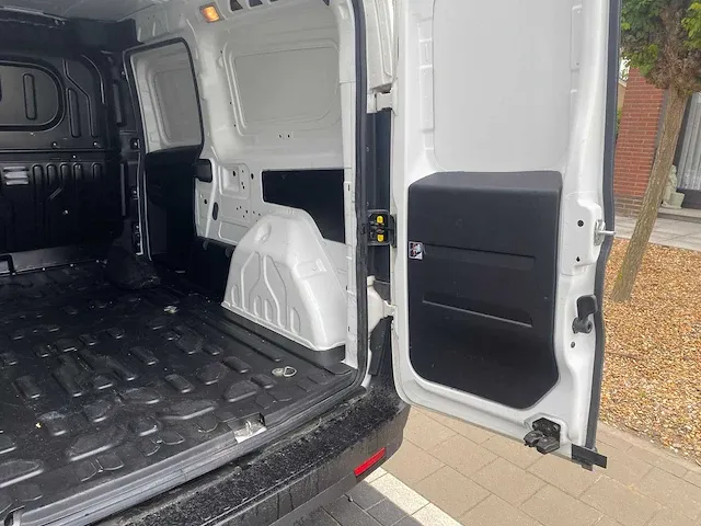 2016 opel combo lichte vracht bestelwagen - afbeelding 4 van  15