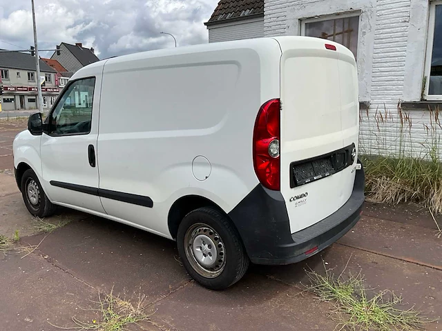 2016 opel combo van lichte vrachtwagen - afbeelding 23 van  29