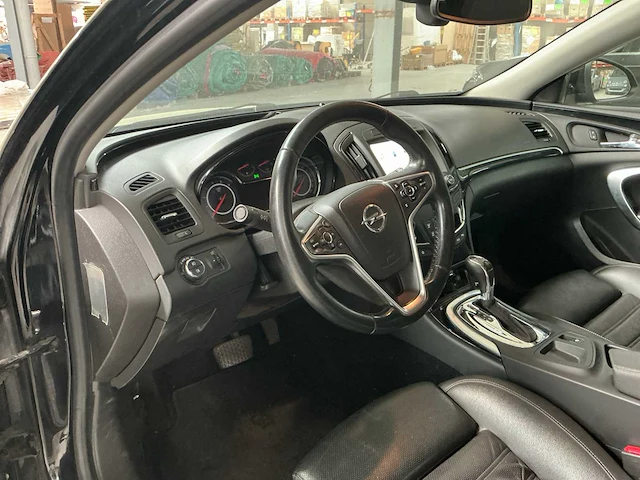 2016 opel insignia sport tourer - afbeelding 2 van  25