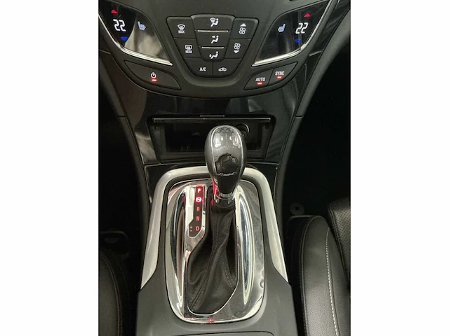 2016 opel insignia sport tourer - afbeelding 7 van  25