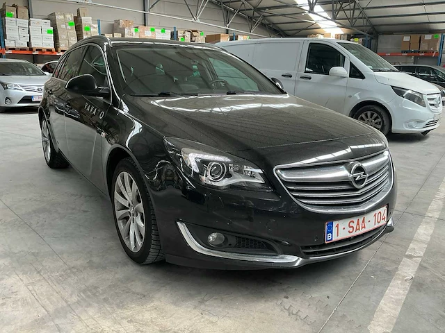 2016 opel insignia sport tourer - afbeelding 12 van  25