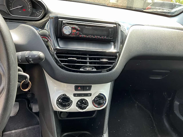2016 peugeot 208 personenauto - afbeelding 6 van  30