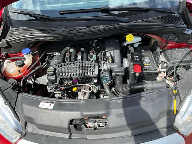 2016 peugeot 208 personenauto - afbeelding 11 van  30