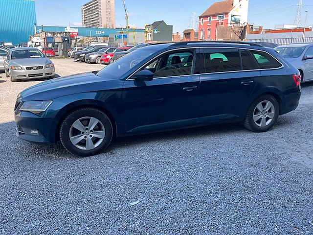 2016 skoda superb - afbeelding 12 van  33