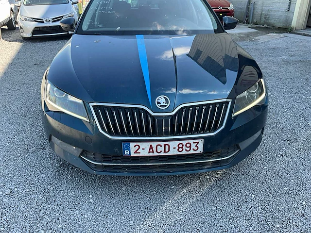 2016 skoda superb - afbeelding 32 van  33