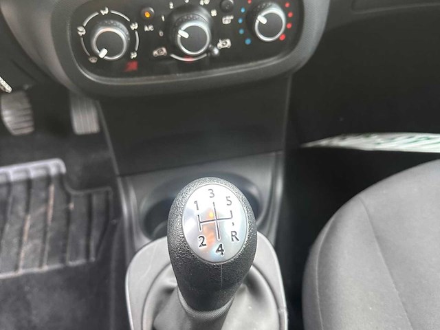 2016 smart forfour 451 2016 smart forfour 451 personenauto - afbeelding 15 van  34