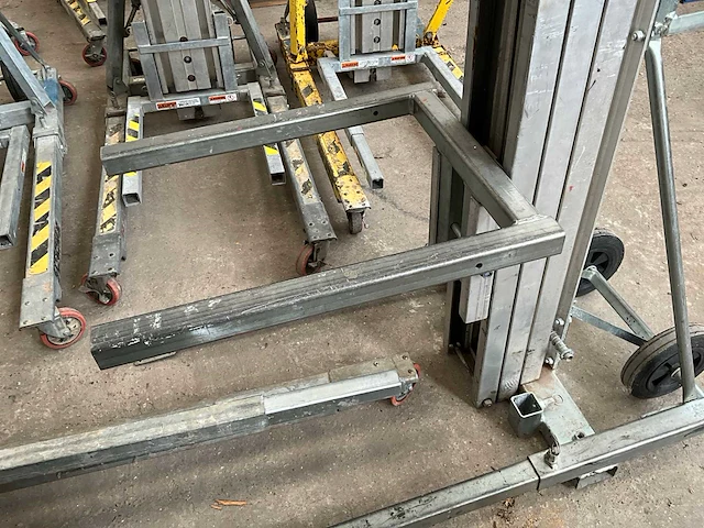 2016 sumner lmv450 materiaallift - afbeelding 3 van  4