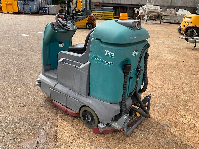 2016 tennant t12 eco h20 zelfrijdende veegmachine - afbeelding 6 van  12