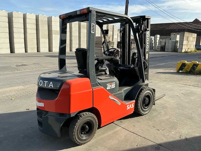 2016 toyota 06-8fd25f vorkheftruck - afbeelding 14 van  17