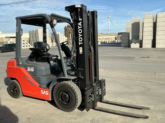 2016 toyota 06-8fd25f vorkheftruck - afbeelding 16 van  17