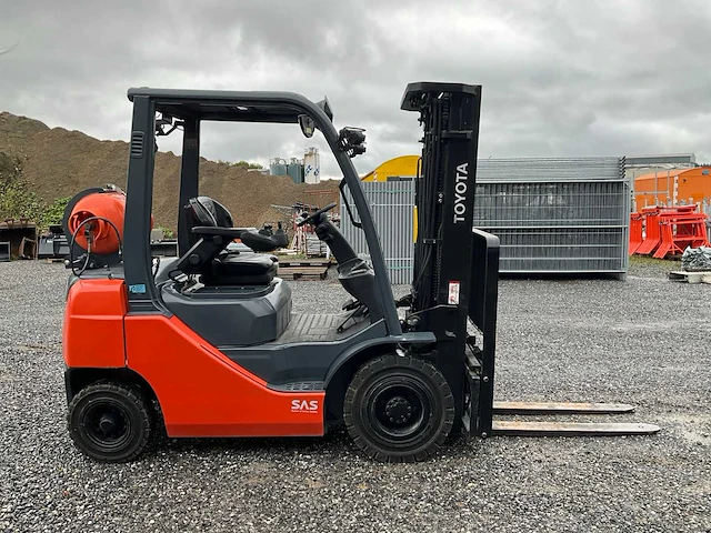 2016 toyota 06-8fg20f vorkheftruck - afbeelding 31 van  34