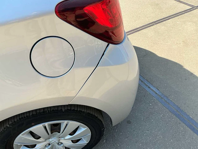 2016 toyota yaris - afbeelding 17 van  26