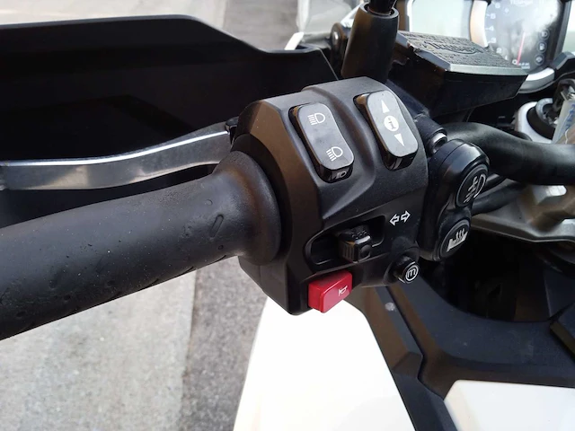 2016 triumph explorer xrt motorfiets - afbeelding 9 van  10