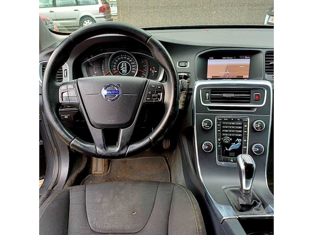 2016 volvo v60 d - afbeelding 8 van  10