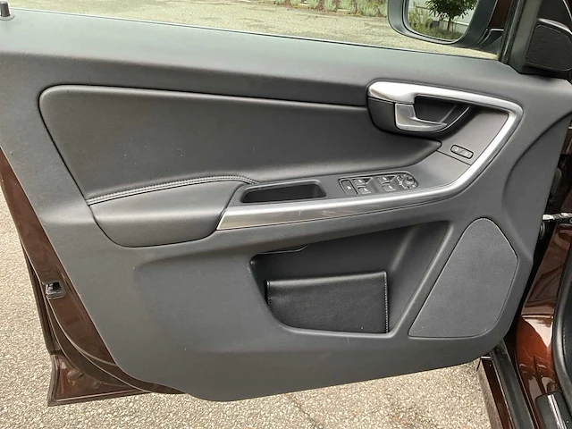 2016 volvo xc60 - afbeelding 5 van  41