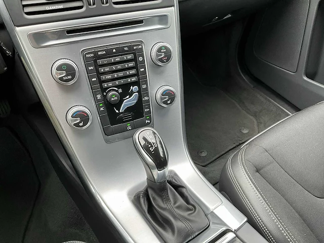 2016 volvo xc60 - afbeelding 15 van  41