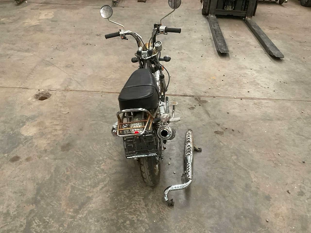 2016 zhenua dax 125 cc scooter - afbeelding 13 van  16