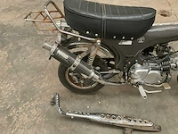 2016 zhenua dax 125 cc scooter - afbeelding 16 van  16