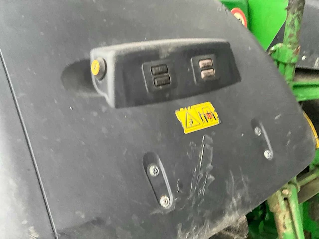 2017 - john deere - 7250r - 4wd landbouw tractor - afbeelding 29 van  53
