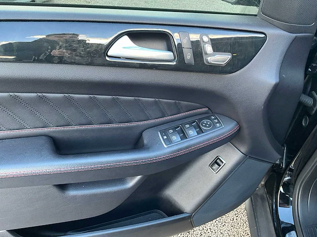 2017 - mercedes-benz amg gle 43 - personenauto - afbeelding 9 van  31