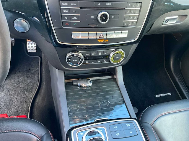 2017 - mercedes-benz amg gle 43 - personenauto - afbeelding 16 van  31