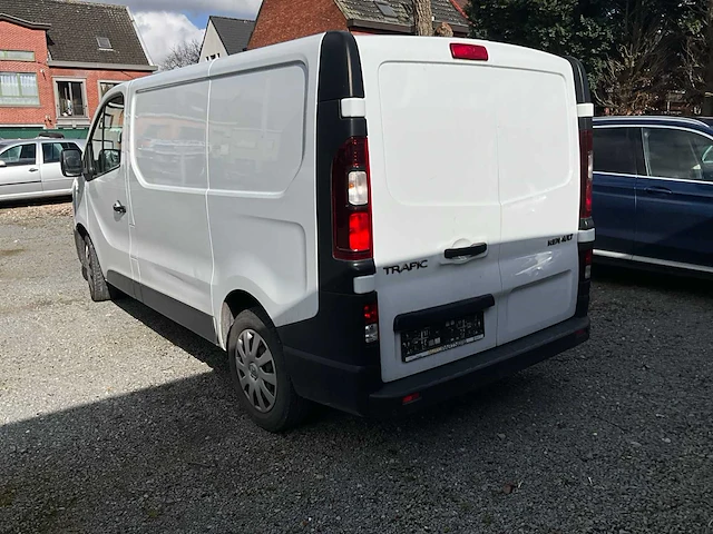 2017 - renault trafic - personenauto - afbeelding 32 van  34