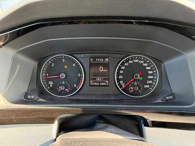 2017 - volkswagen caravelle - personenauto - afbeelding 15 van  34