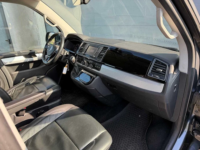 2017 - volkswagen caravelle - personenauto - afbeelding 20 van  34