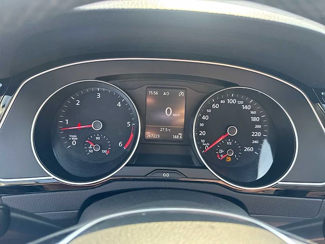2017 - volkswagen passat - personenauto - afbeelding 24 van  37