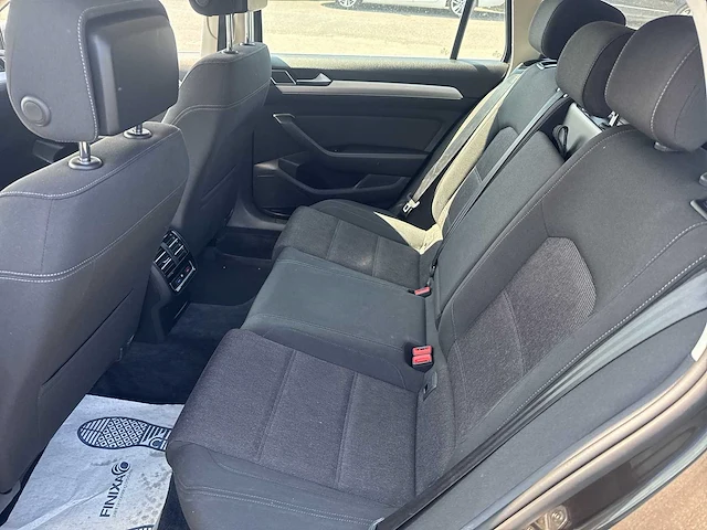 2017 - volkswagen passat - personenauto - afbeelding 26 van  37
