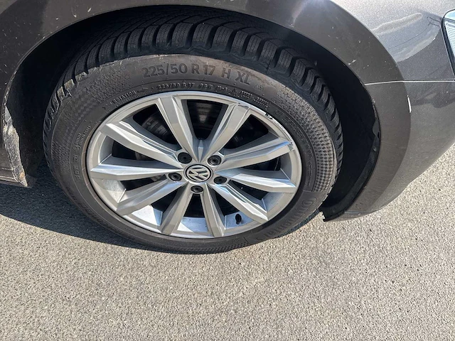 2017 - volkswagen passat - personenauto - afbeelding 29 van  37