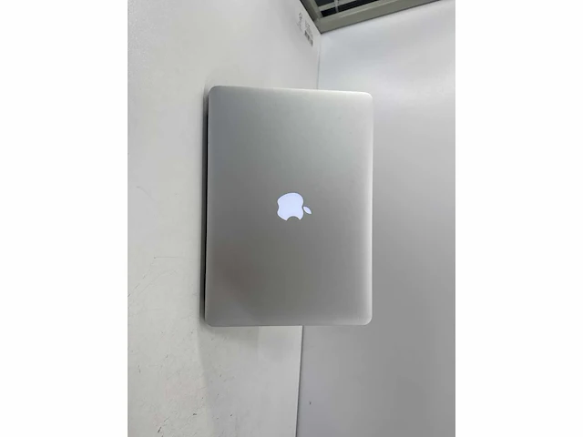 2017 apple macbook air 13.3” core i5 gen 4 4gb ram 128gb ssd - afbeelding 4 van  7