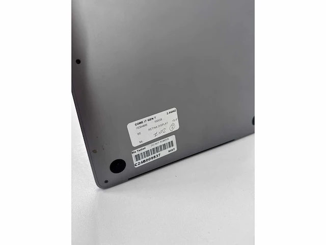 2017 apple macbook pro macbook pro 15.4 a1707 inch core i7 gen 7 16gb ram 500gb ssd - afbeelding 4 van  12