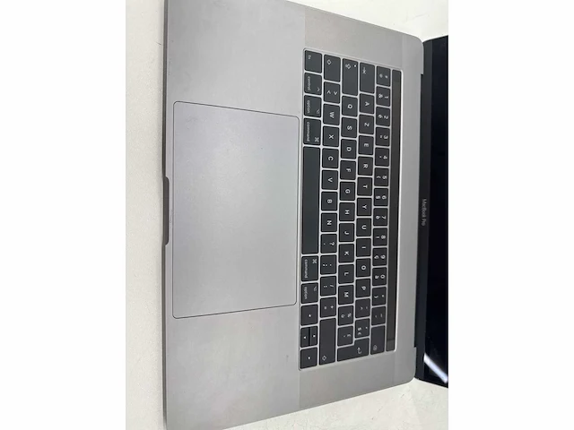 2017 apple macbook pro macbook pro 15.4 a1707 inch core i7 gen 7 16gb ram 500gb ssd - afbeelding 8 van  12