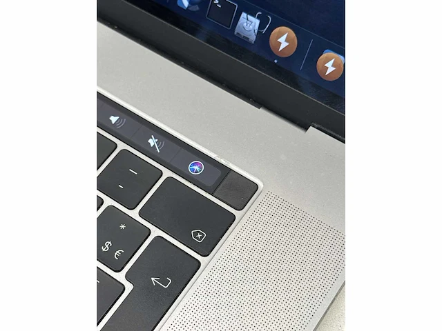 2017 apple macbook pro macbook pro 15.4 a1707 inch core i7 gen 7 16gb ram 500gb ssd - afbeelding 3 van  13