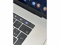 2017 apple macbook pro macbook pro 15.4 a1707 inch core i7 gen 7 16gb ram 500gb ssd - afbeelding 3 van  13